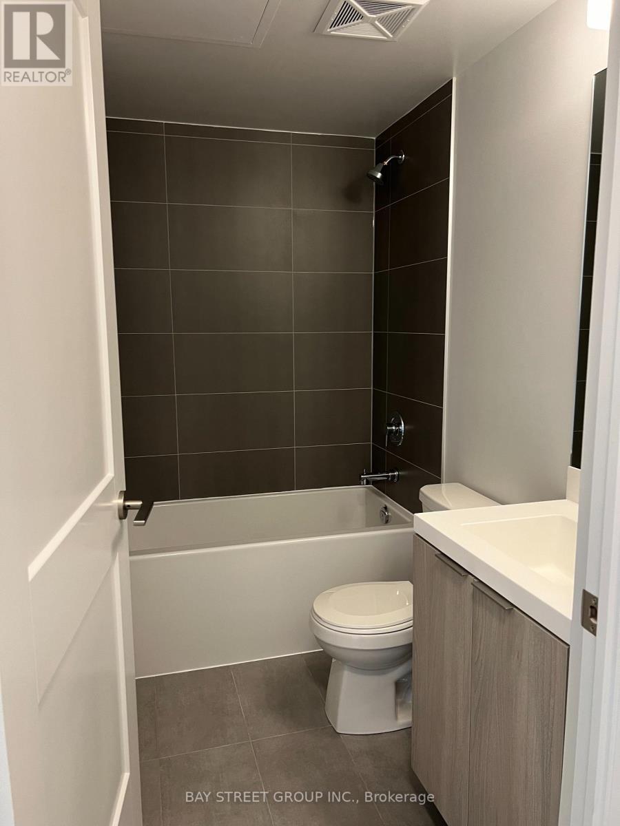 2112 - 8 Widmer Street, Toronto, Ontario  M5V 0W6 - Photo 11 - C12821508