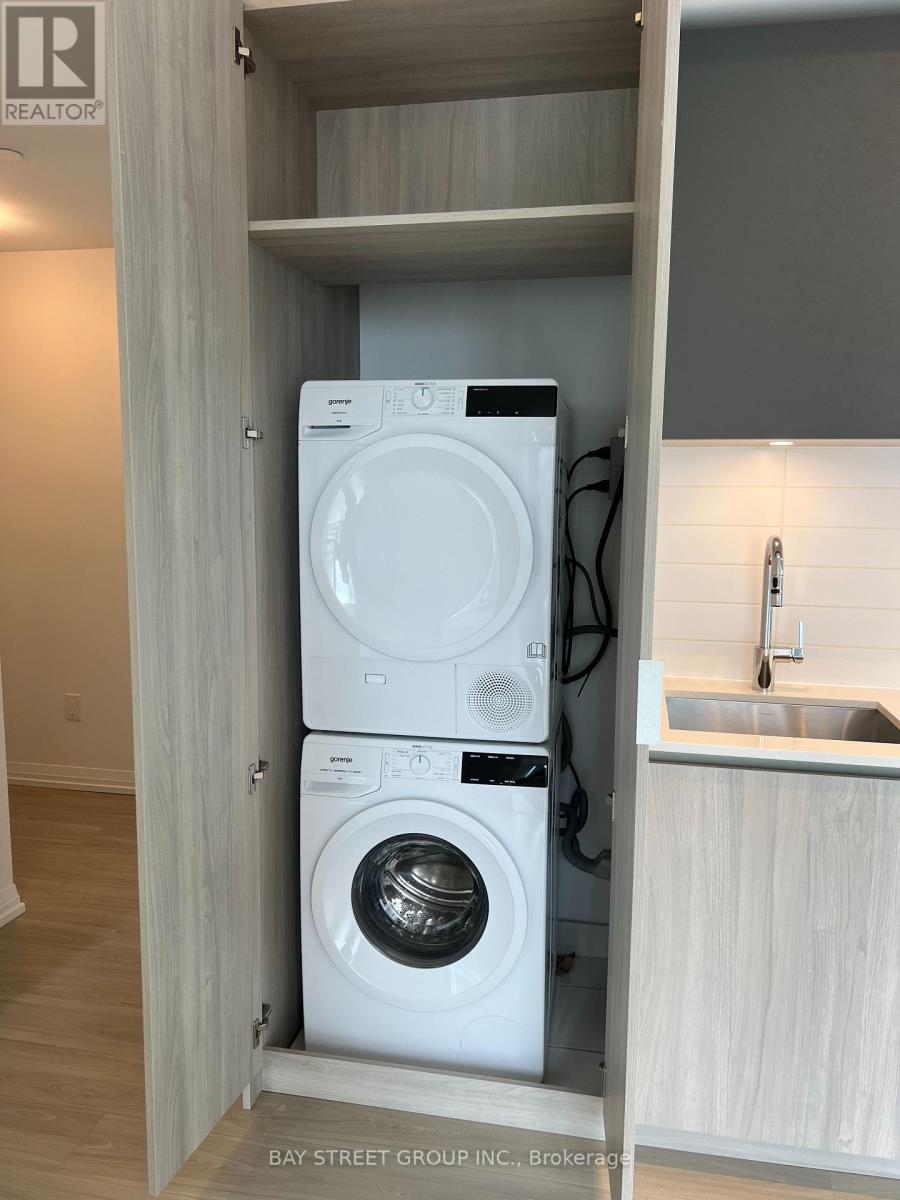 2112 - 8 Widmer Street, Toronto, Ontario  M5V 0W6 - Photo 15 - C12821508