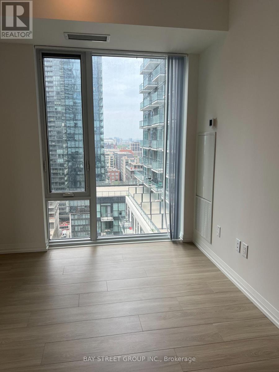 2112 - 8 Widmer Street, Toronto, Ontario  M5V 0W6 - Photo 3 - C12821508