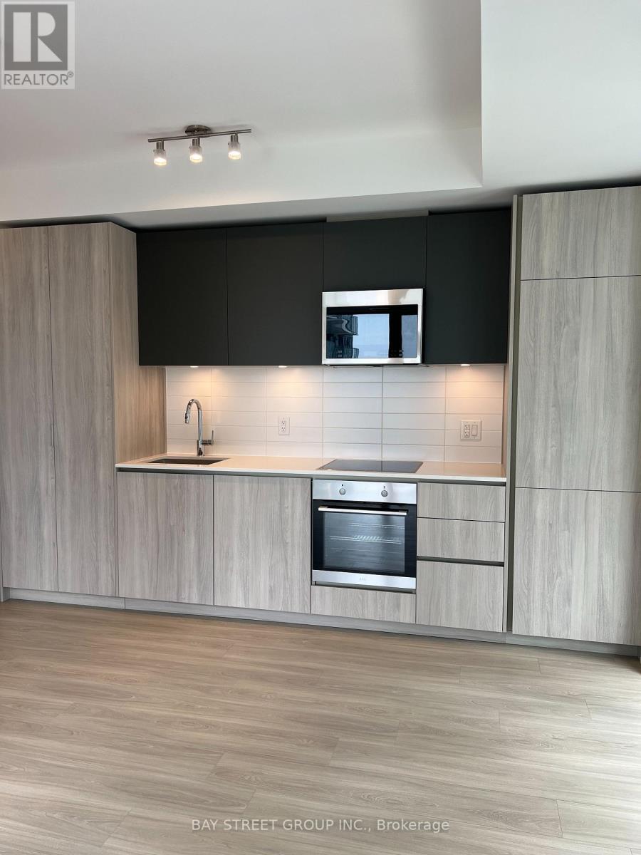 2112 - 8 Widmer Street, Toronto, Ontario  M5V 0W6 - Photo 6 - C12821508