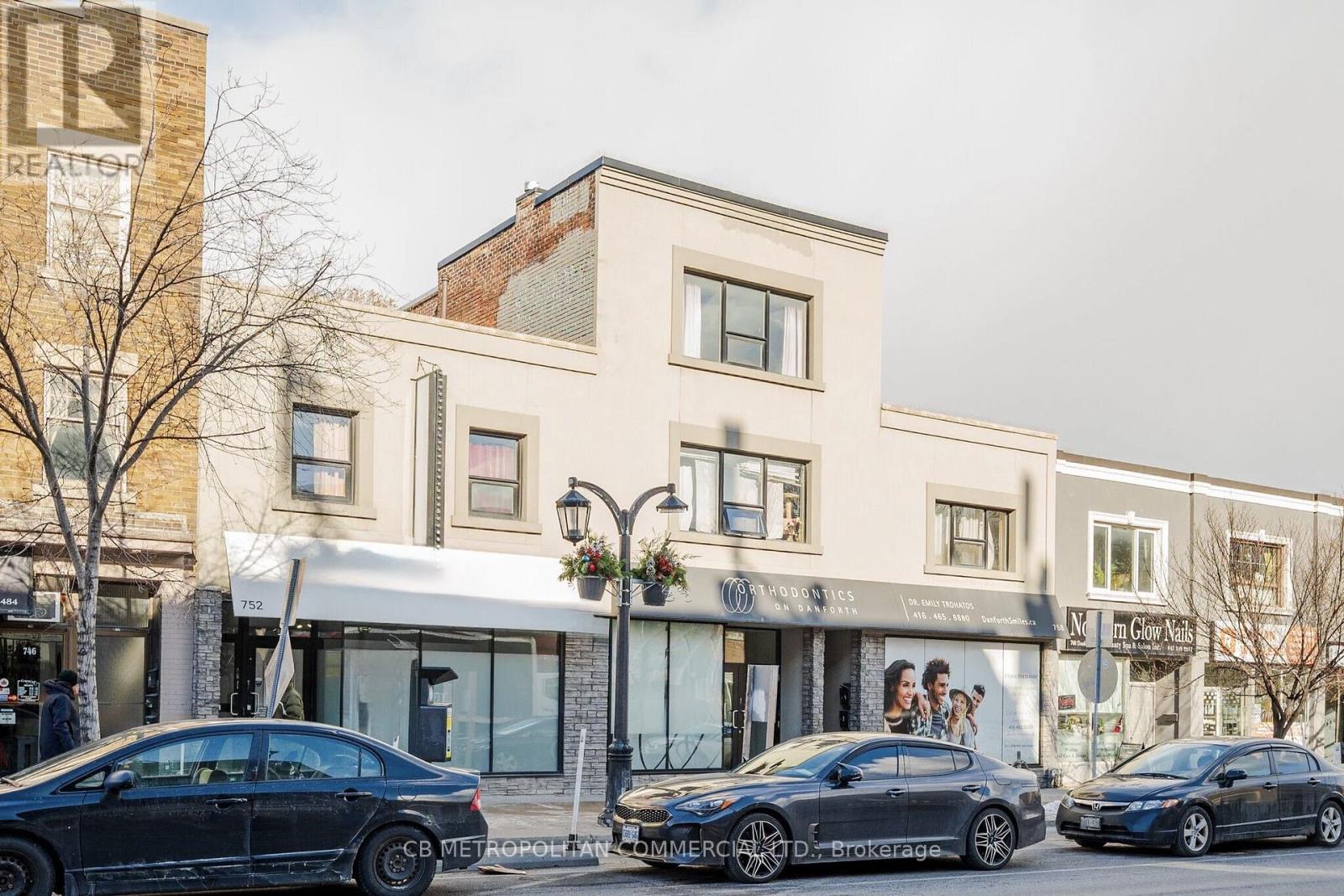 752 Danforth Avenue, Toronto, Ontario  M4J 1L5 - Photo 2 - E12821512