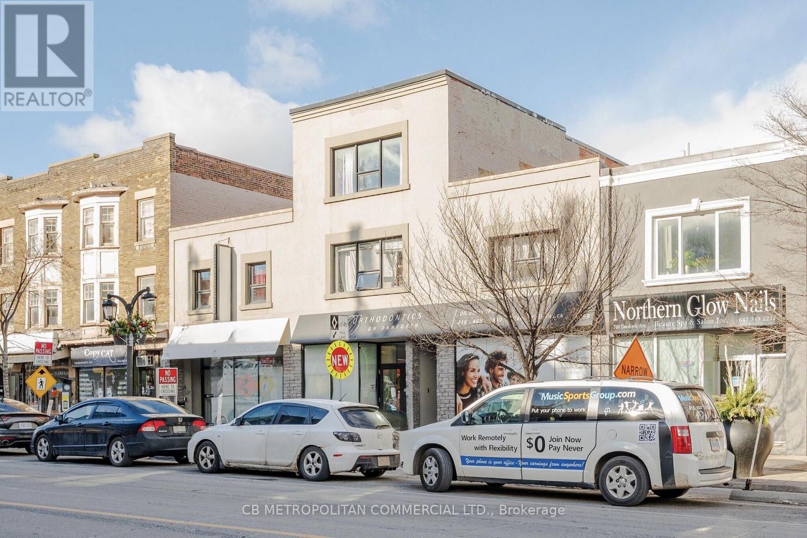 752 Danforth Avenue, Toronto, Ontario  M4J 1L5 - Photo 3 - E12821512