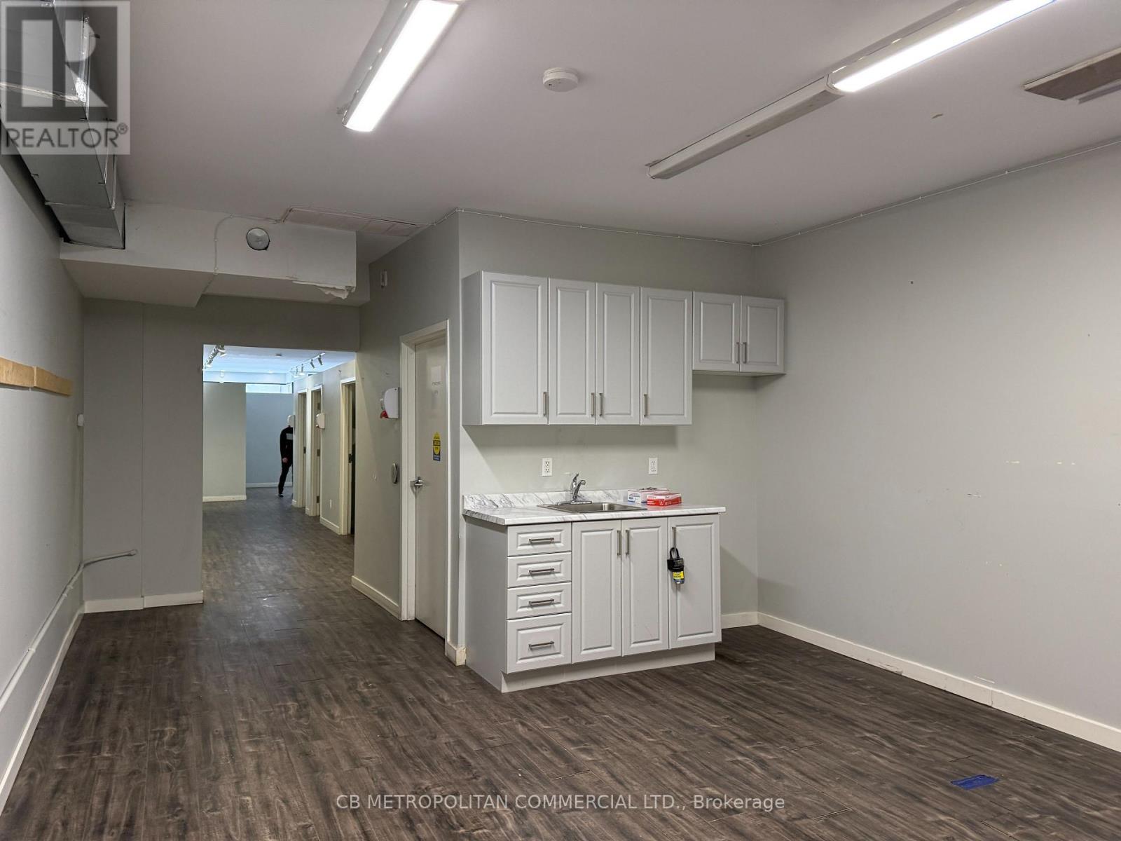 752 Danforth Avenue, Toronto, Ontario  M4J 1L5 - Photo 6 - E12821512