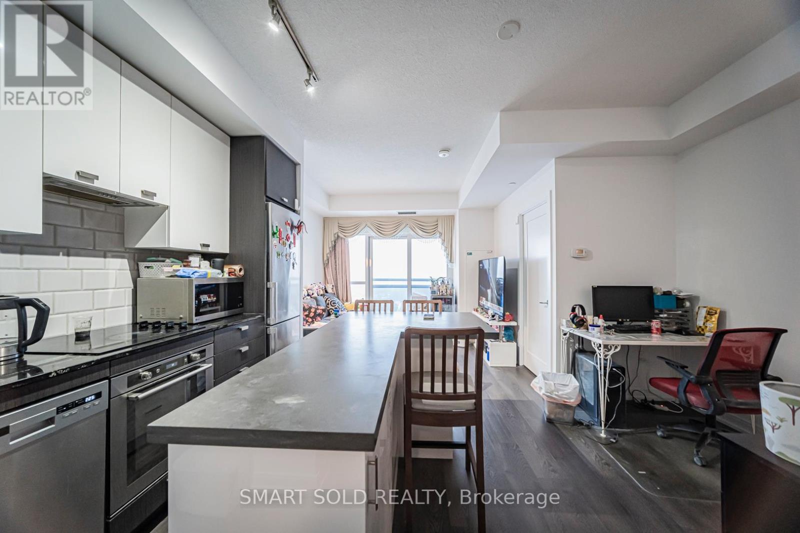 2918 - 275 Village Green Square, Toronto, Ontario  M1S 0L8 - Photo 8 - E12821516