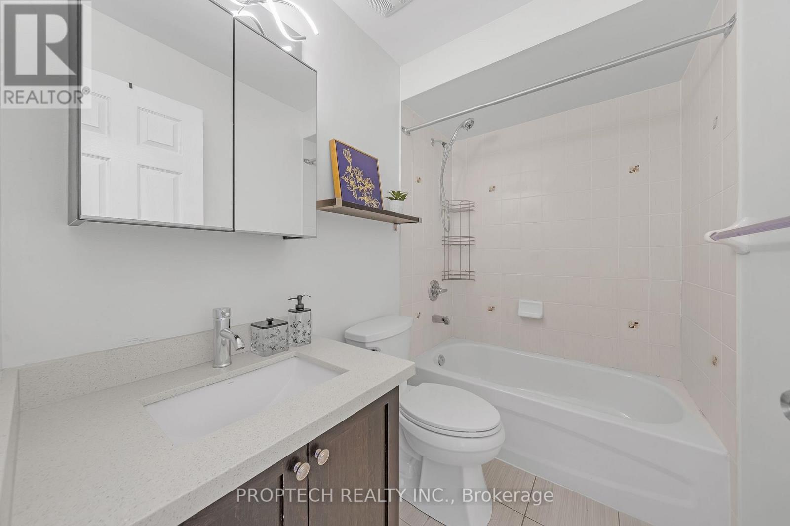 38 Beehive Lane, Markham, Ontario  L6E 0K6 - Photo 14 - N12821524