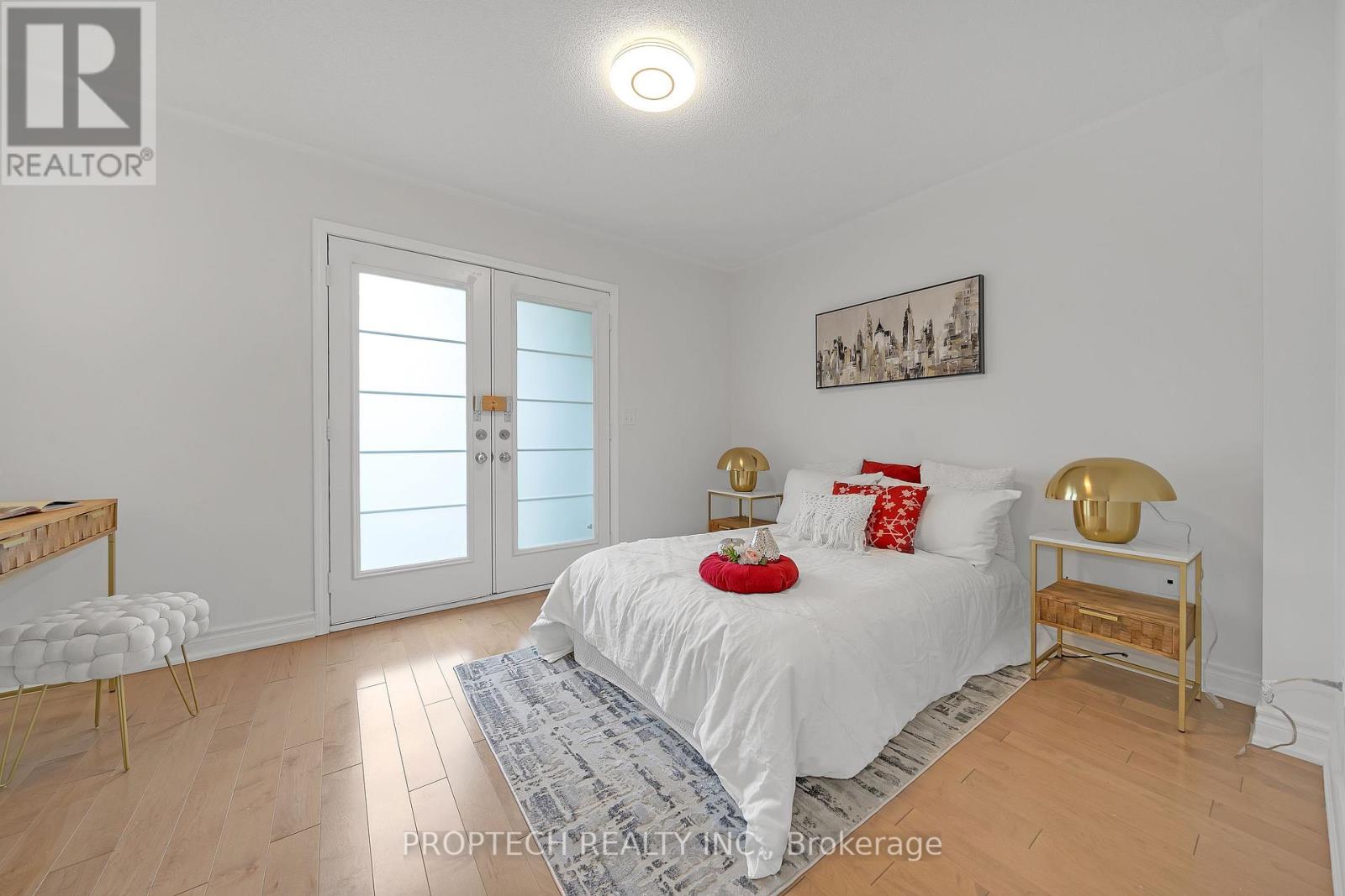 38 Beehive Lane, Markham, Ontario  L6E 0K6 - Photo 15 - N12821524