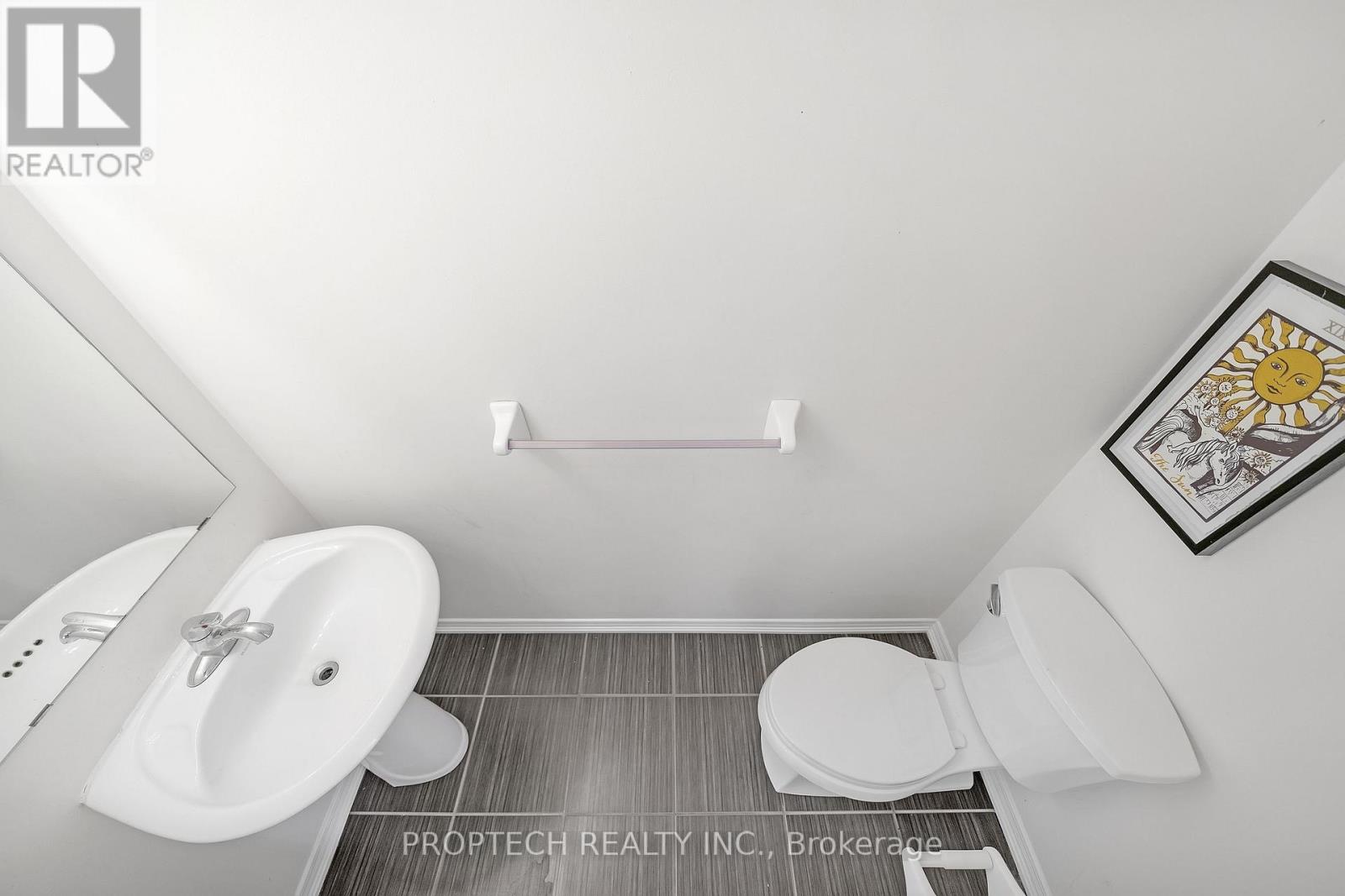 38 Beehive Lane, Markham, Ontario  L6E 0K6 - Photo 9 - N12821524