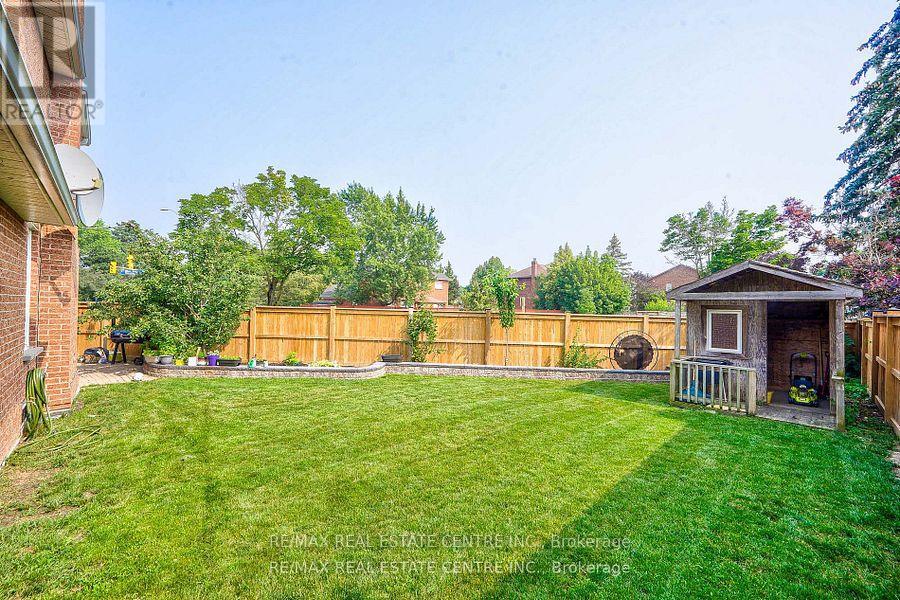 6202 Tenth Line W, Mississauga, Ontario  L5N 5T2 - Photo 36 - W12821480