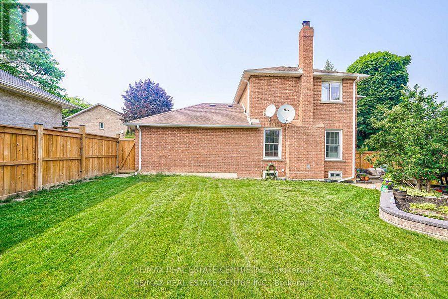 6202 Tenth Line W, Mississauga, Ontario  L5N 5T2 - Photo 39 - W12821480