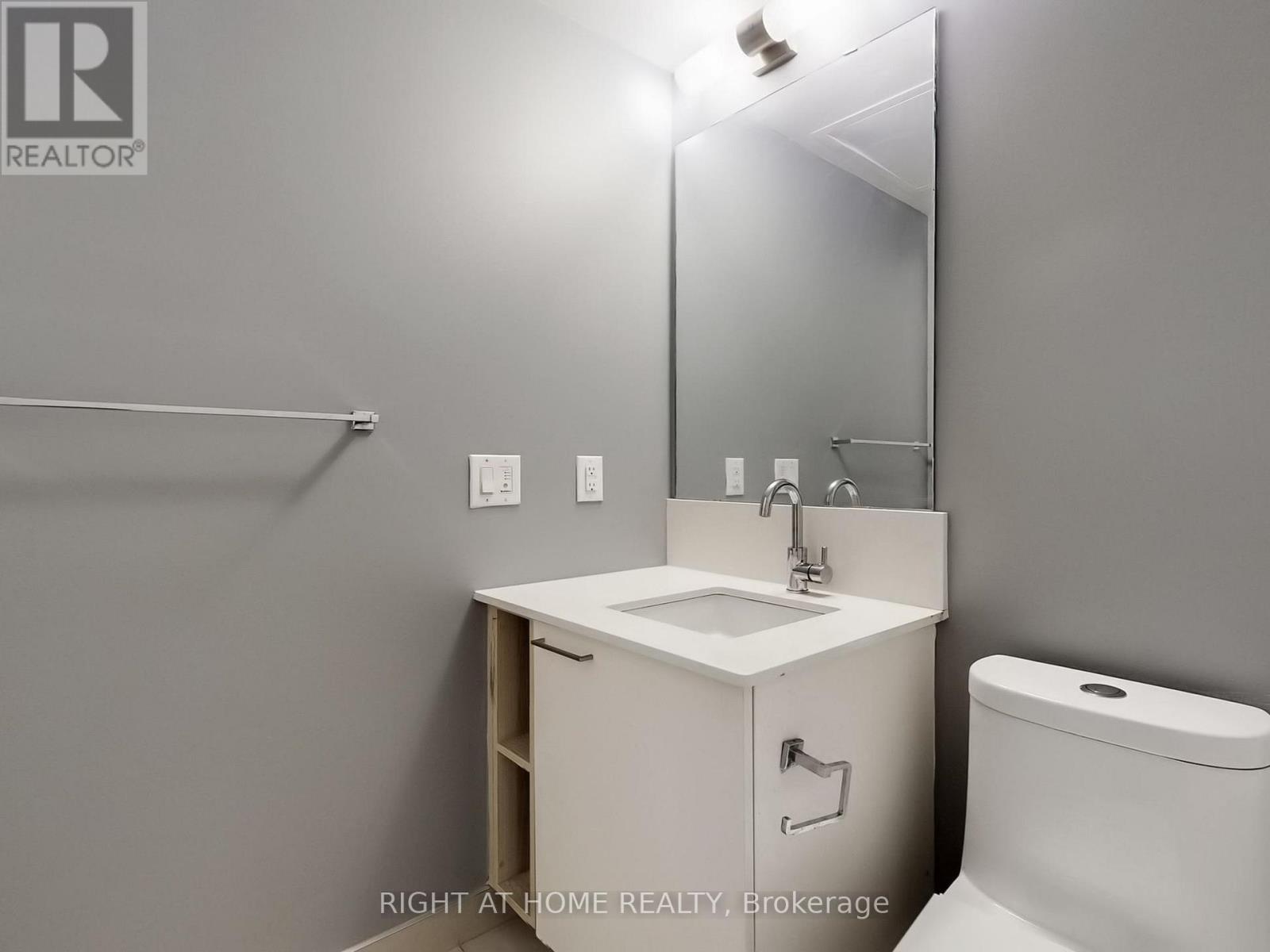 201 - 3005 Pine Glen Road, Oakville, Ontario  L6M 5P5 - Photo 26 - W12821502