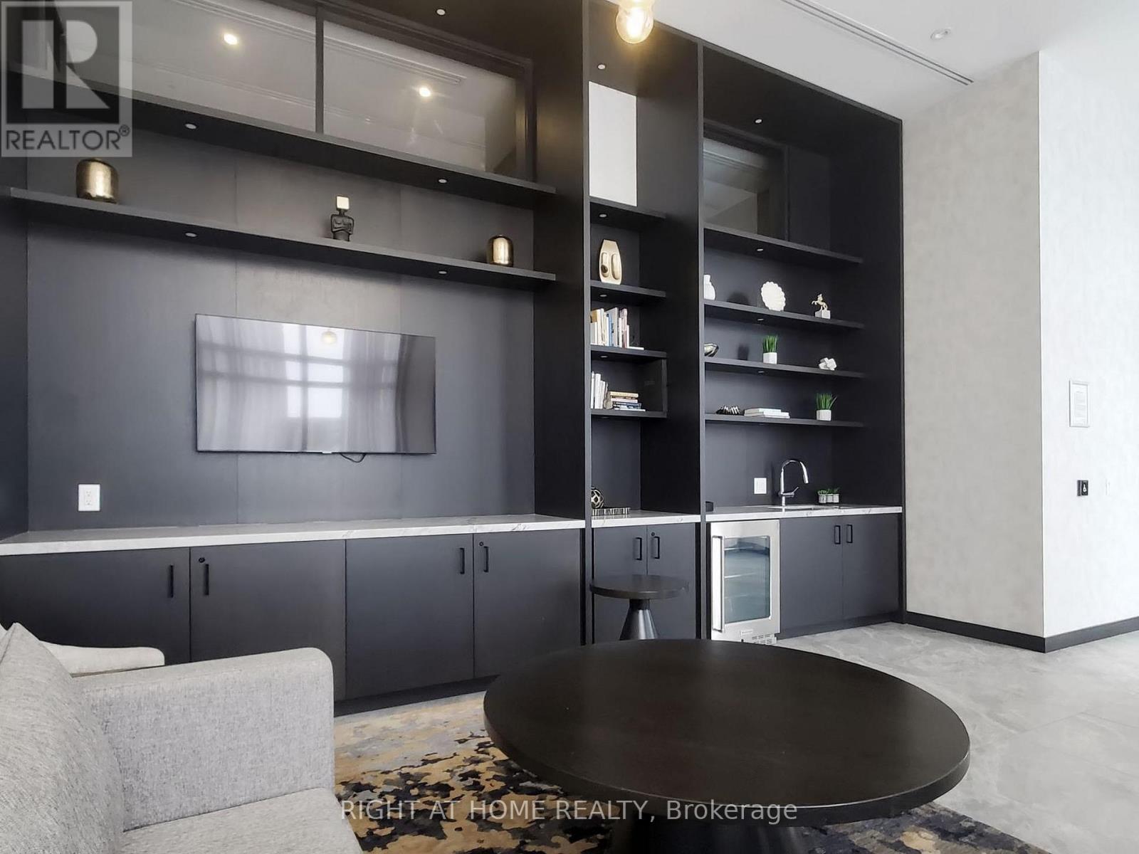 201 - 3005 Pine Glen Road, Oakville, Ontario  L6M 5P5 - Photo 30 - W12821502