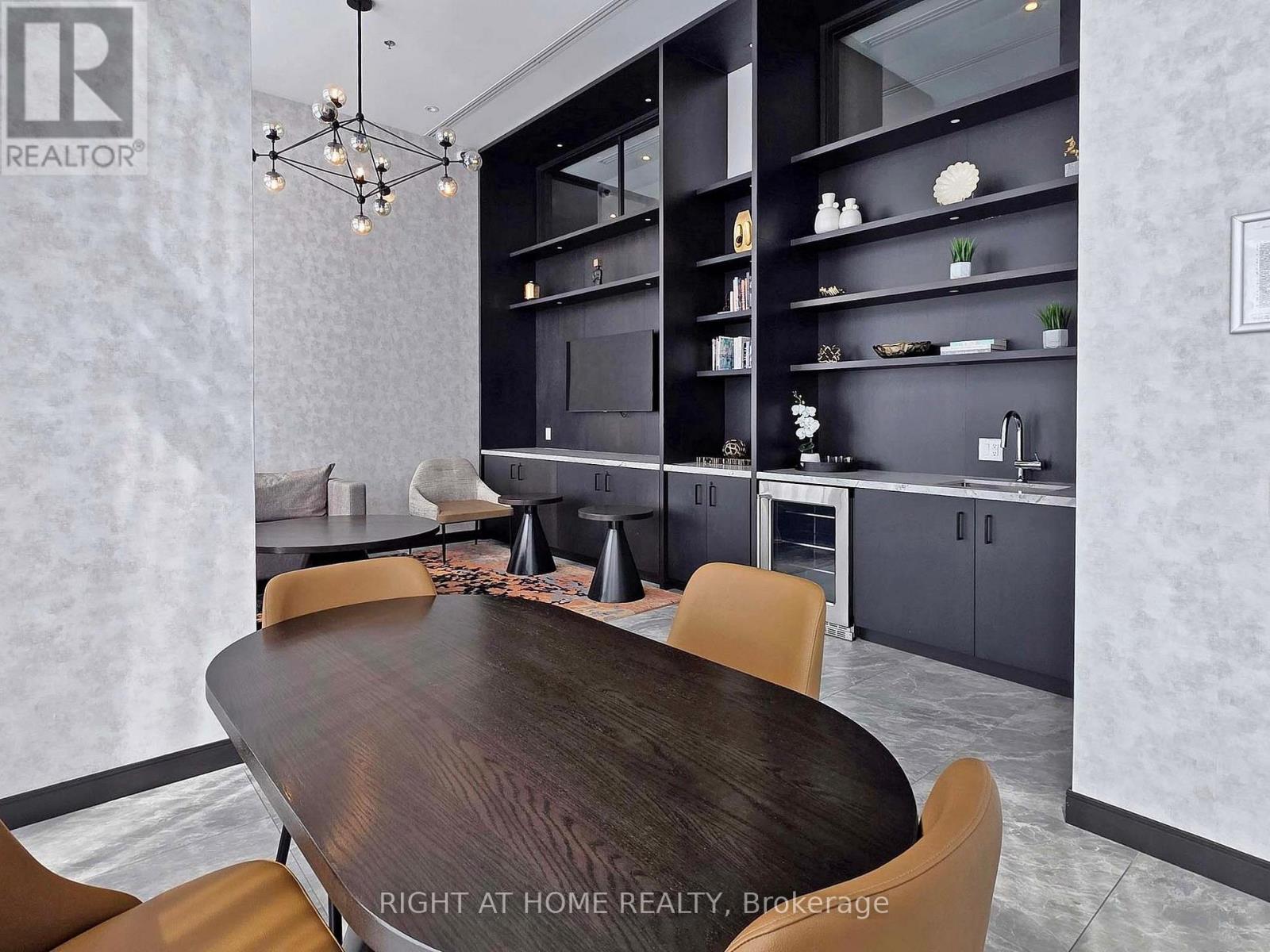 201 - 3005 Pine Glen Road, Oakville, Ontario  L6M 5P5 - Photo 33 - W12821502