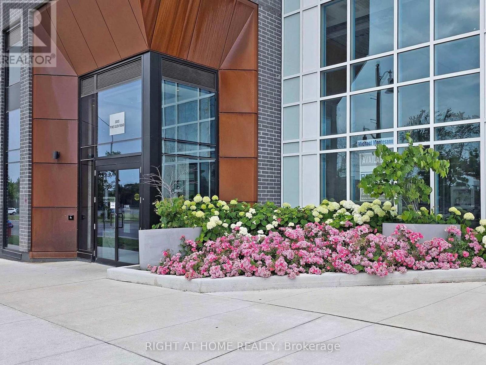 201 - 3005 Pine Glen Road, Oakville, Ontario  L6M 5P5 - Photo 48 - W12821502