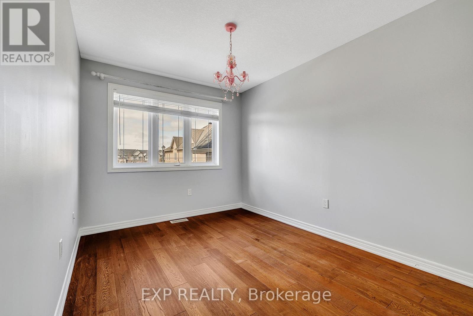 89 Sonoma Valley Crescent, Hamilton, Ontario  L9B 0J3 - Photo 24 - X12821498