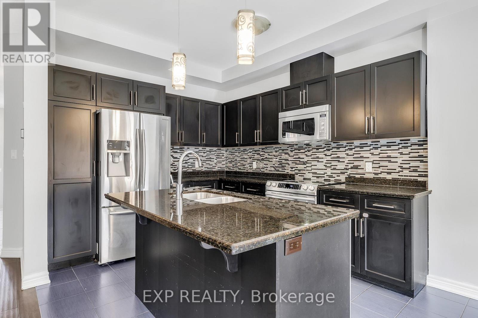 89 Sonoma Valley Crescent, Hamilton, Ontario  L9B 0J3 - Photo 9 - X12821498