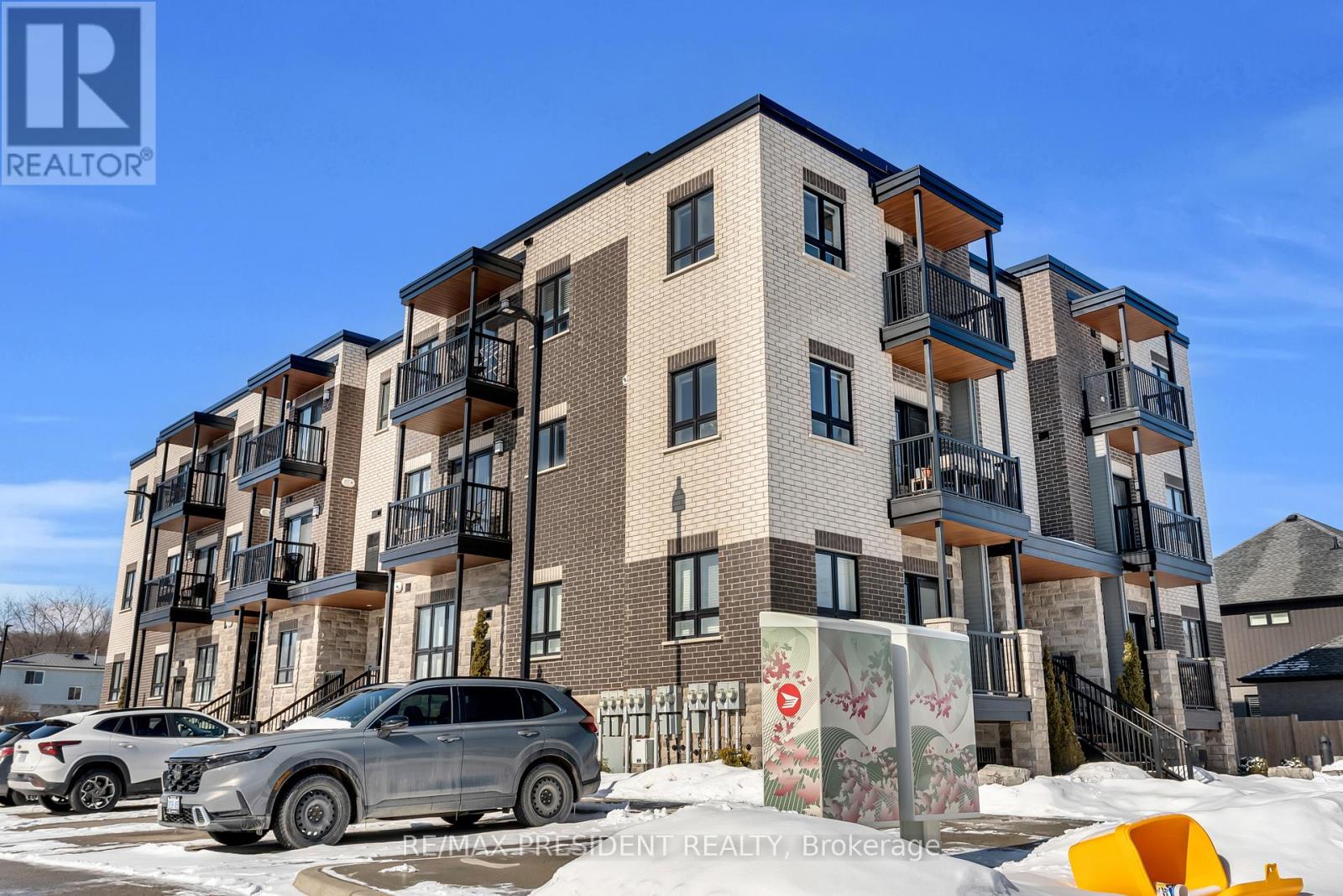 3 - 408 Guelph Avenue, Cambridge, Ontario  N3C 0H3 - Photo 5 - X12821520