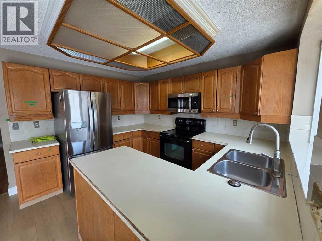 52 Sunvale Mews Se, Calgary, Alberta  T2X 2P4 - Photo 12 - A2288256