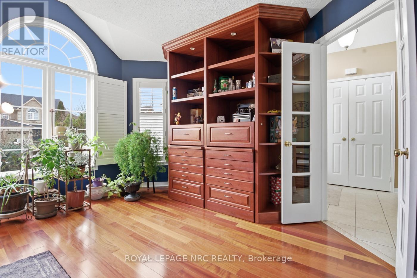 65 Mccaffery Crescent, St. Catharines, Ontario  L2S 3Y6 - Photo 9 - X12821528