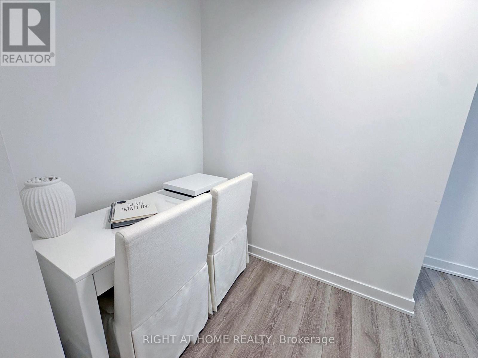 3306 - 238 Simcoe Street, Toronto, Ontario  M5T 0E2 - Photo 9 - C12821532