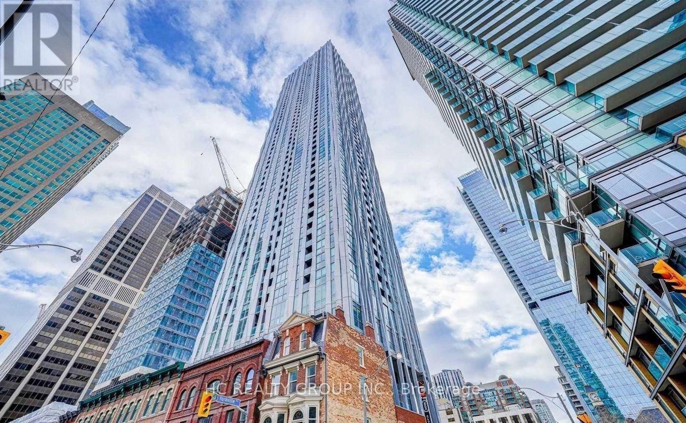 4812 - 1 YORKVILLE AVENUE, Toronto, Ontario