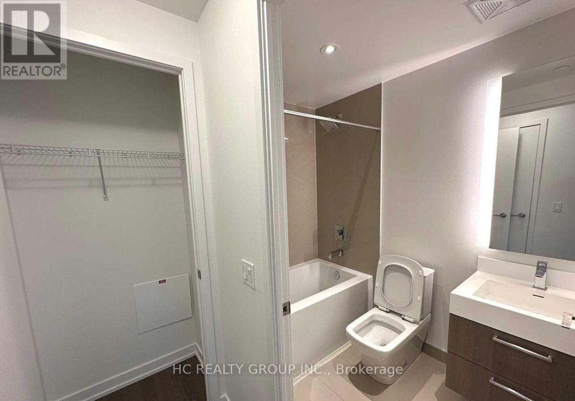 4812 - 1 Yorkville Avenue, Toronto, Ontario  M4W 0B1 - Photo 10 - C12821534