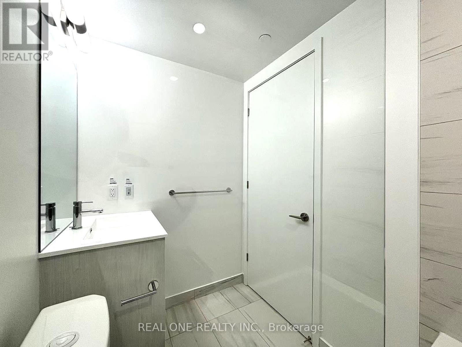 712 - 180 Front Street E, Toronto, Ontario  M5A 0K9 - Photo 7 - C12821536