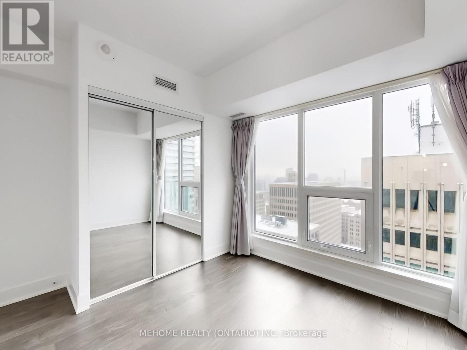 2207 - 955 Bay Street, Toronto, Ontario M5S 0C6 - Photo 14 - C12821540