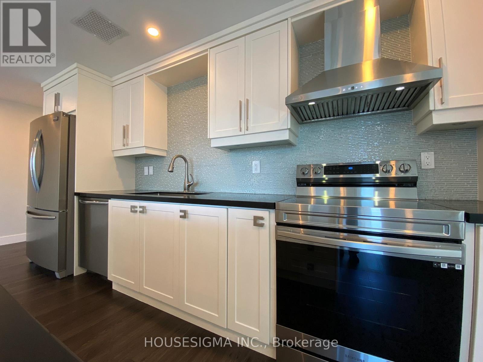 1603 - 33 University Avenue, Toronto, Ontario  M5J 2S7 - Photo 5 - C12821542