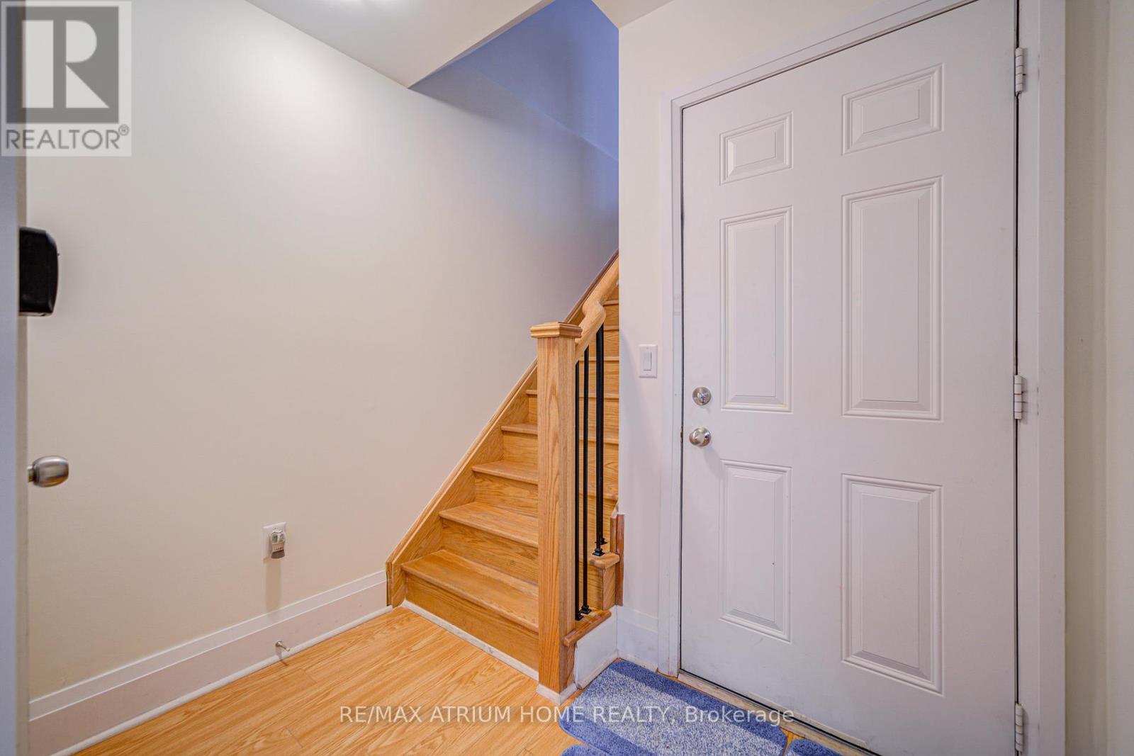 252b Finch Avenue E, Toronto, Ontario  M2N 0K3 - Photo 3 - C12821548