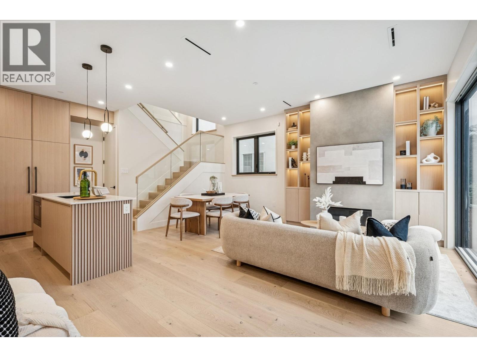 1 448 W 20th Avenue, Vancouver, British Columbia  V5Y 2C8 - Photo 2 - R3092942