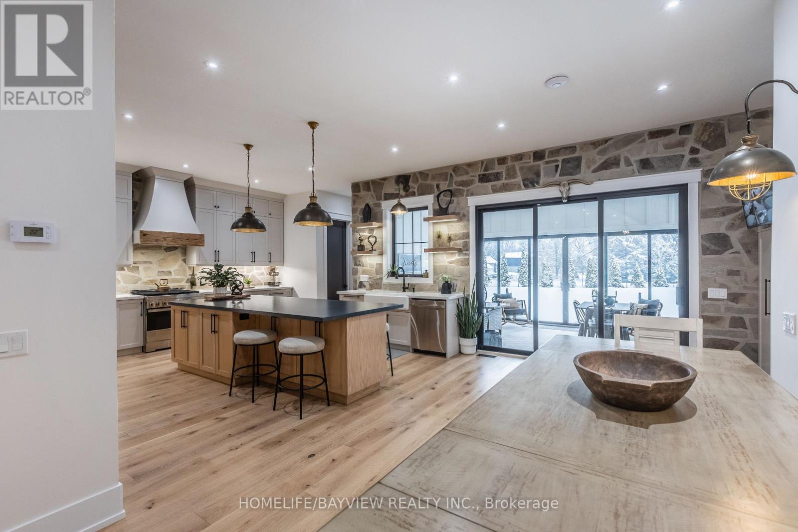 17 Jasmine Crescent, Whitchurch-Stouffville, Ontario  L4A 3H4 - Photo 10 - N12821554