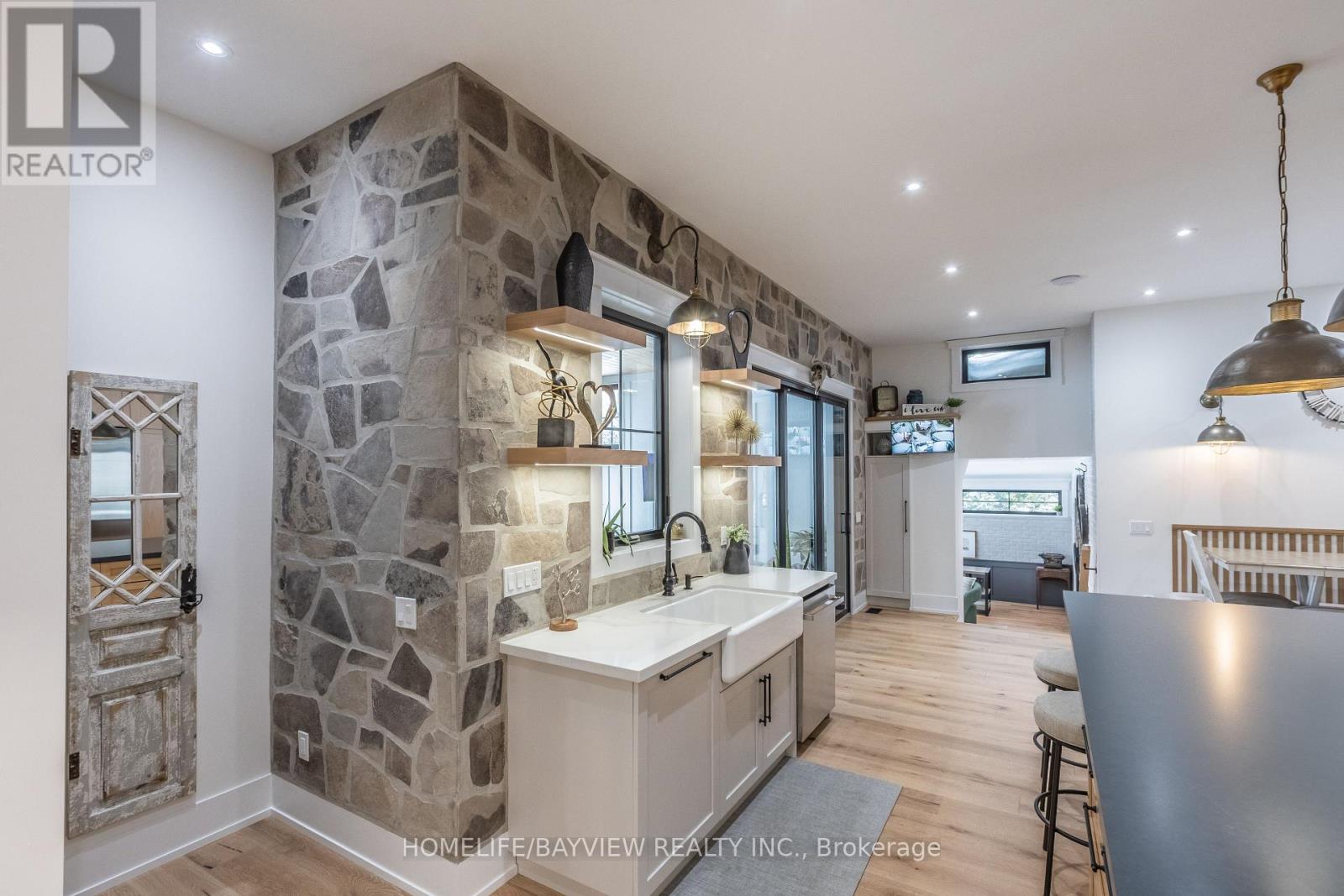 17 Jasmine Crescent, Whitchurch-Stouffville, Ontario  L4A 3H4 - Photo 12 - N12821554