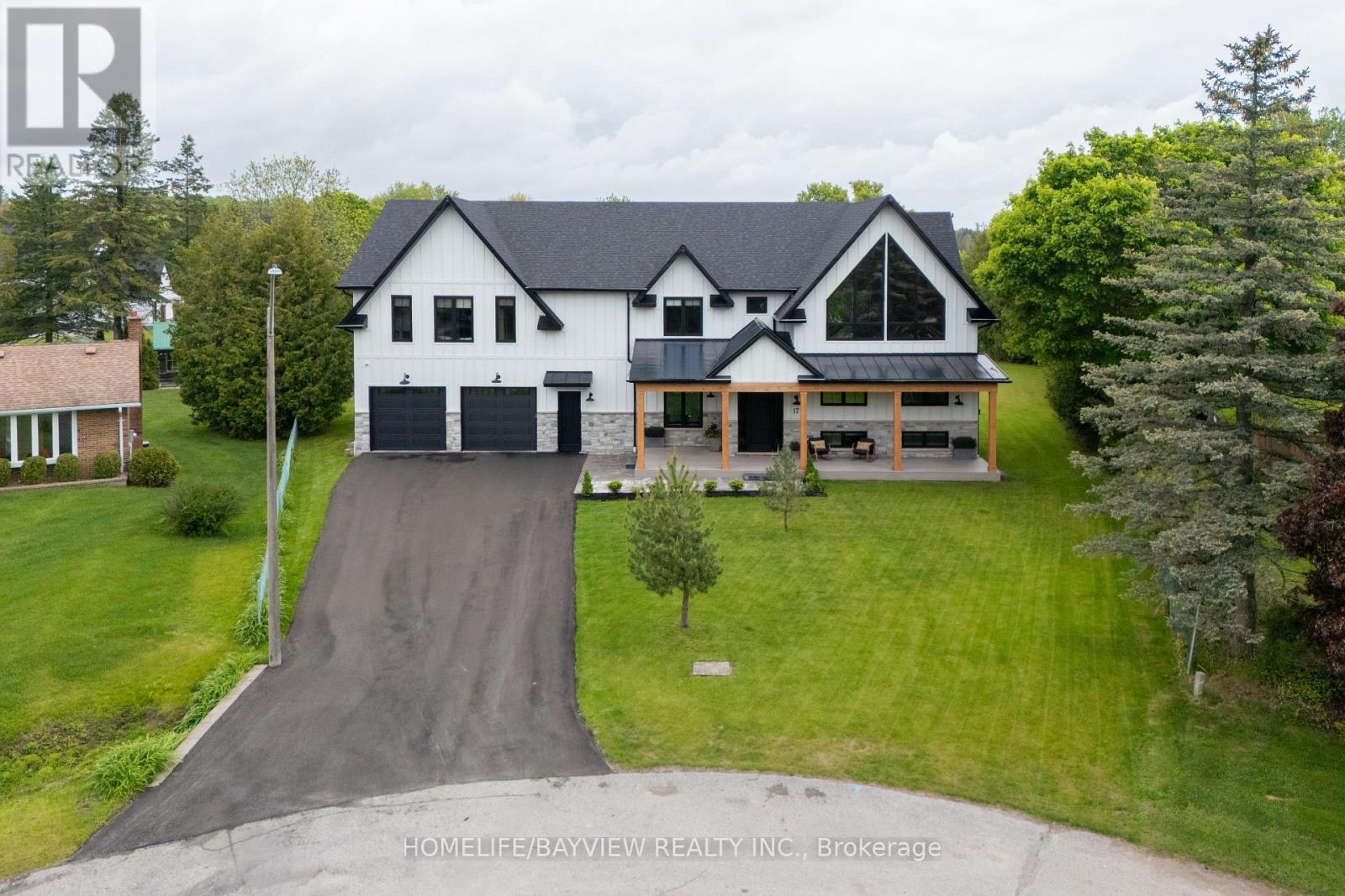 17 Jasmine Crescent, Whitchurch-Stouffville, Ontario  L4A 3H4 - Photo 3 - N12821554