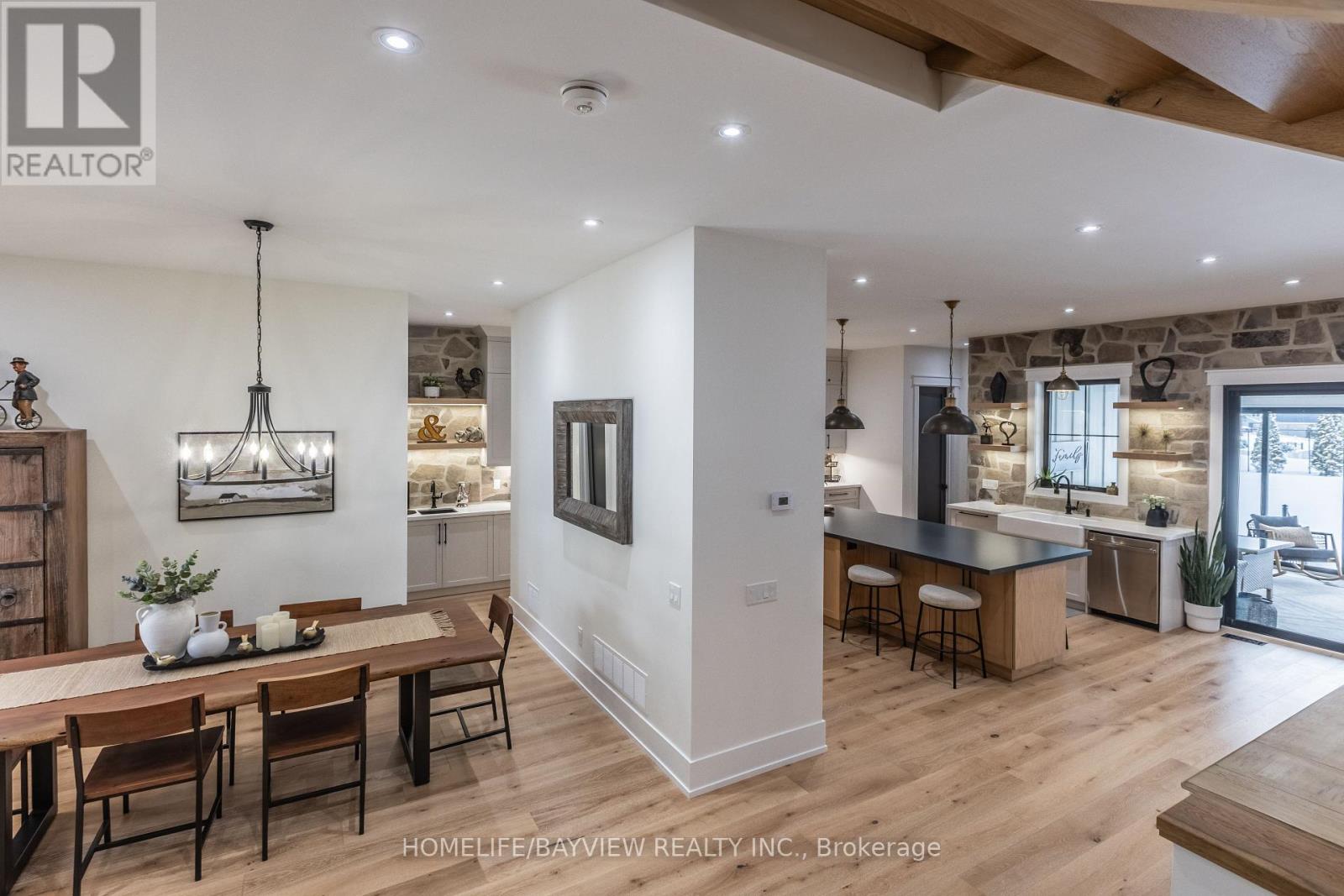 17 Jasmine Crescent, Whitchurch-Stouffville, Ontario  L4A 3H4 - Photo 9 - N12821554