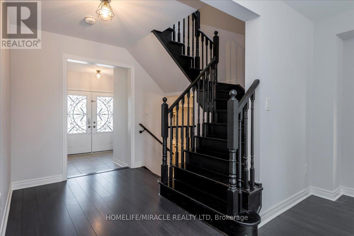 83 Willoughby Way, New Tecumseth, Ontario  L9R 0P4 - Photo 4 - N12821556