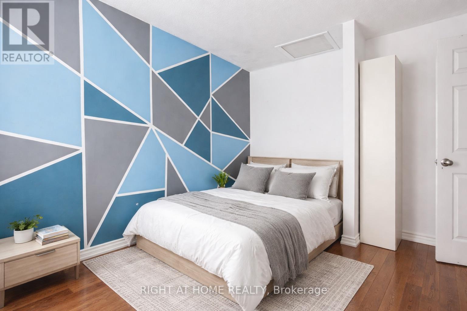 25 - 120 Falconer Drive, Mississauga, Ontario  L5N 1P5 - Photo 16 - W12821462