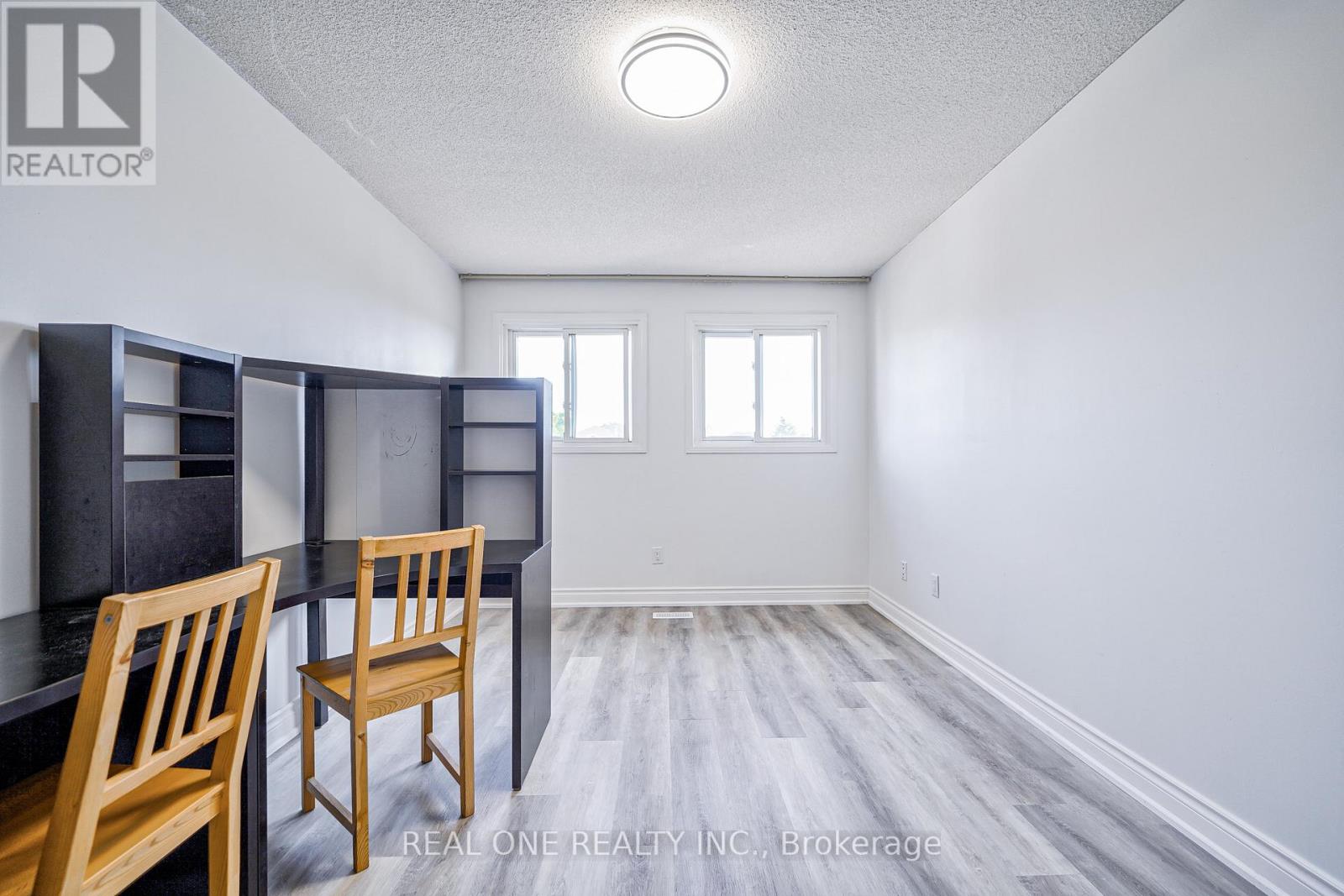 1449 Eddie Shain Drive, Oakville, Ontario  L6J 7C3 - Photo 33 - W12821526