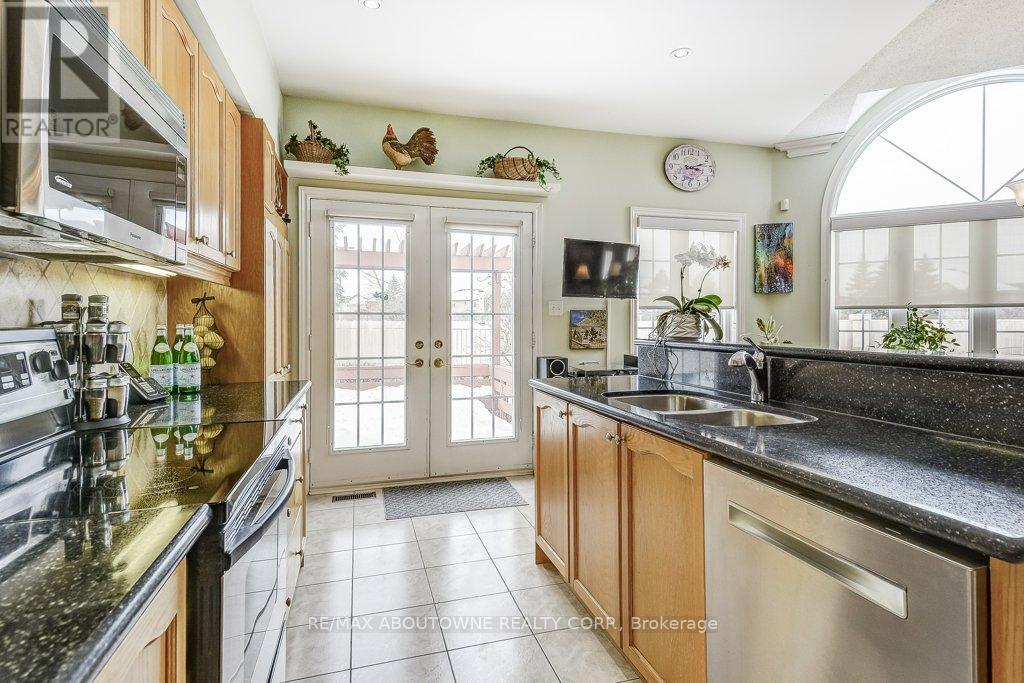 27 - 17 Orchard Park Gate, Brampton, Ontario  L6R 1W5 - Photo 12 - W12821550