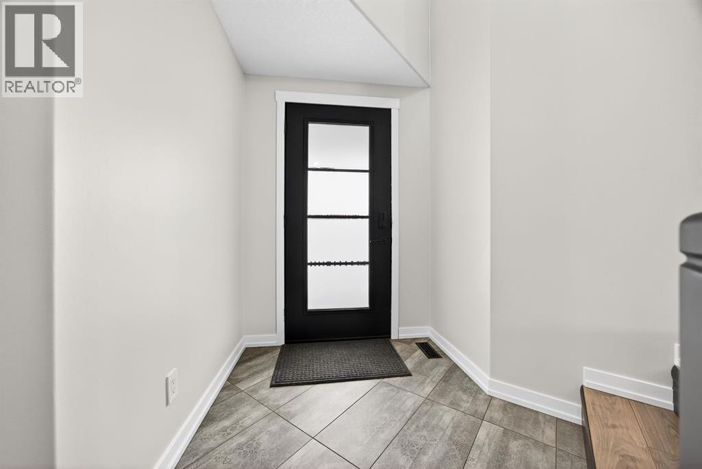 4 Champion Road, Carstairs, Alberta  T0M 0N0 - Photo 4 - A2288886