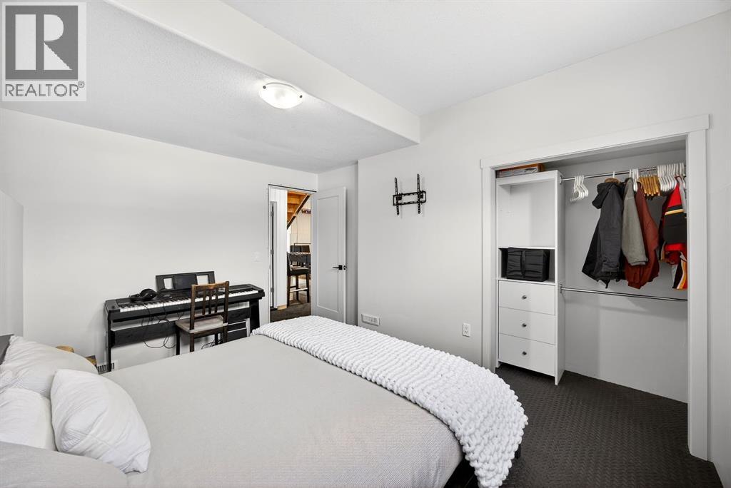 4 Champion Road, Carstairs, Alberta  T0M 0N0 - Photo 38 - A2288886