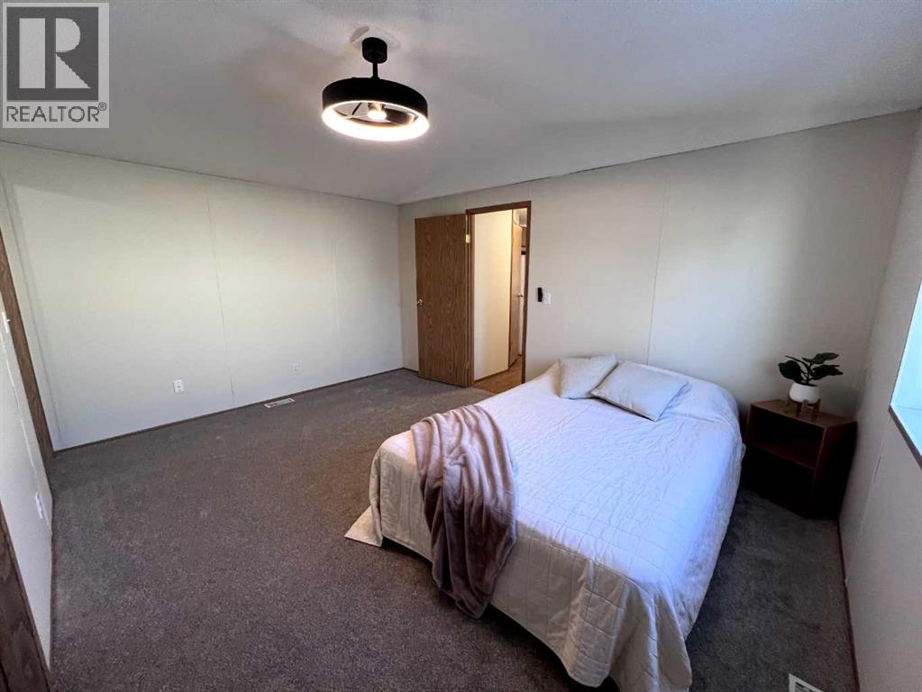 27 Westover Crescent W, Claresholm, Alberta  T0L 0T0 - Photo 17 - A2272835