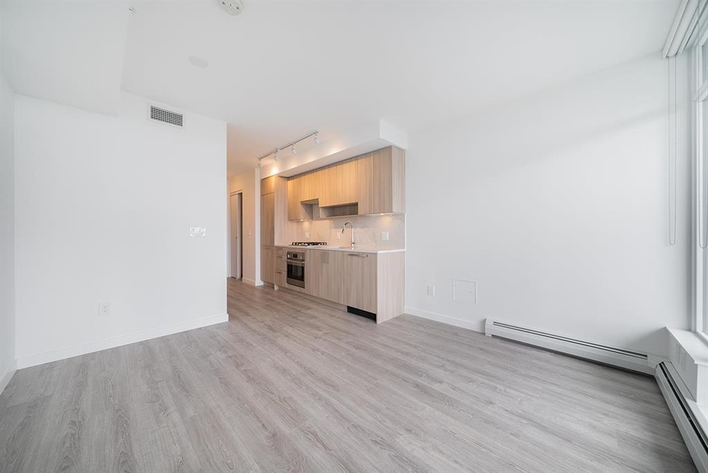 2904 13350 Central Avenue, Surrey, British Columbia  V3T 0S1 - Photo 10 - R3075179