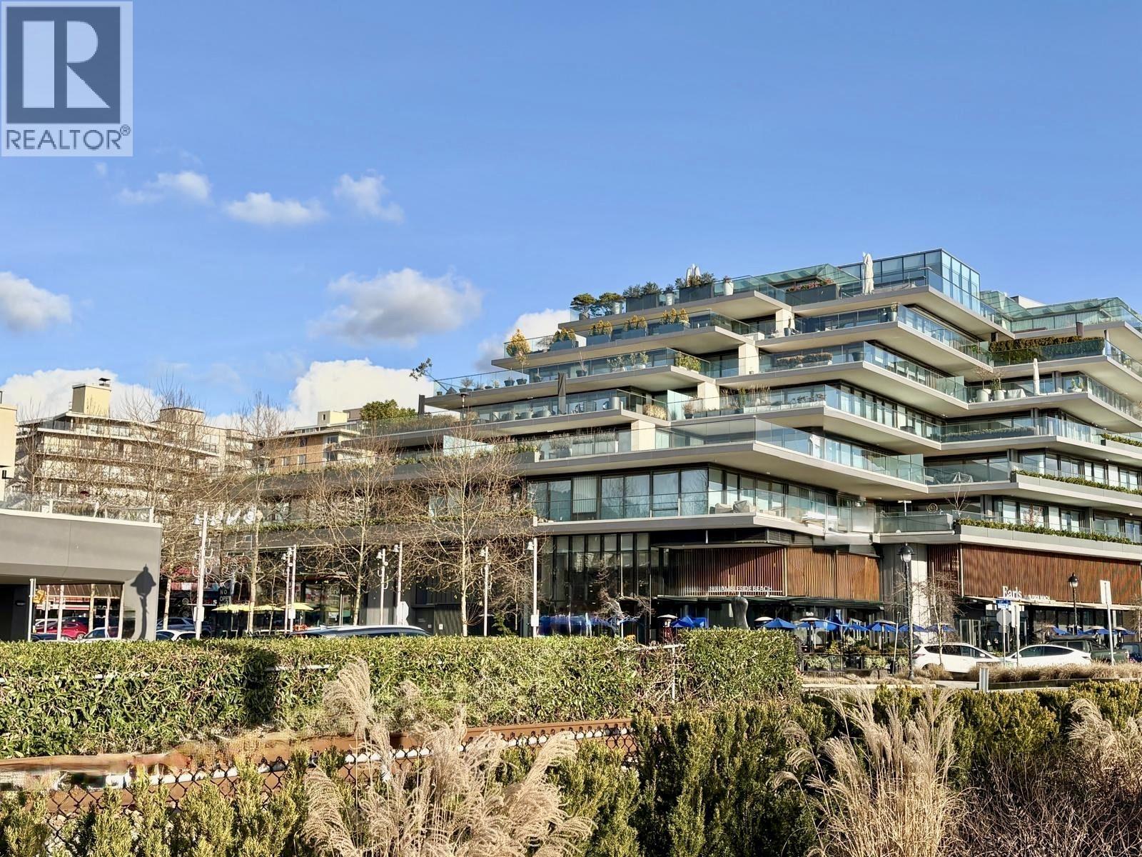 209 1355 BELLEVUE AVENUE, West Vancouver, British Columbia