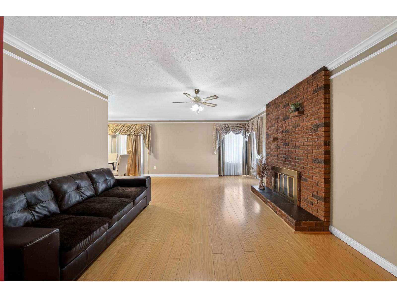 7351 141a Street, Surrey, British Columbia  V3W 7L3 - Photo 6 - R3092724