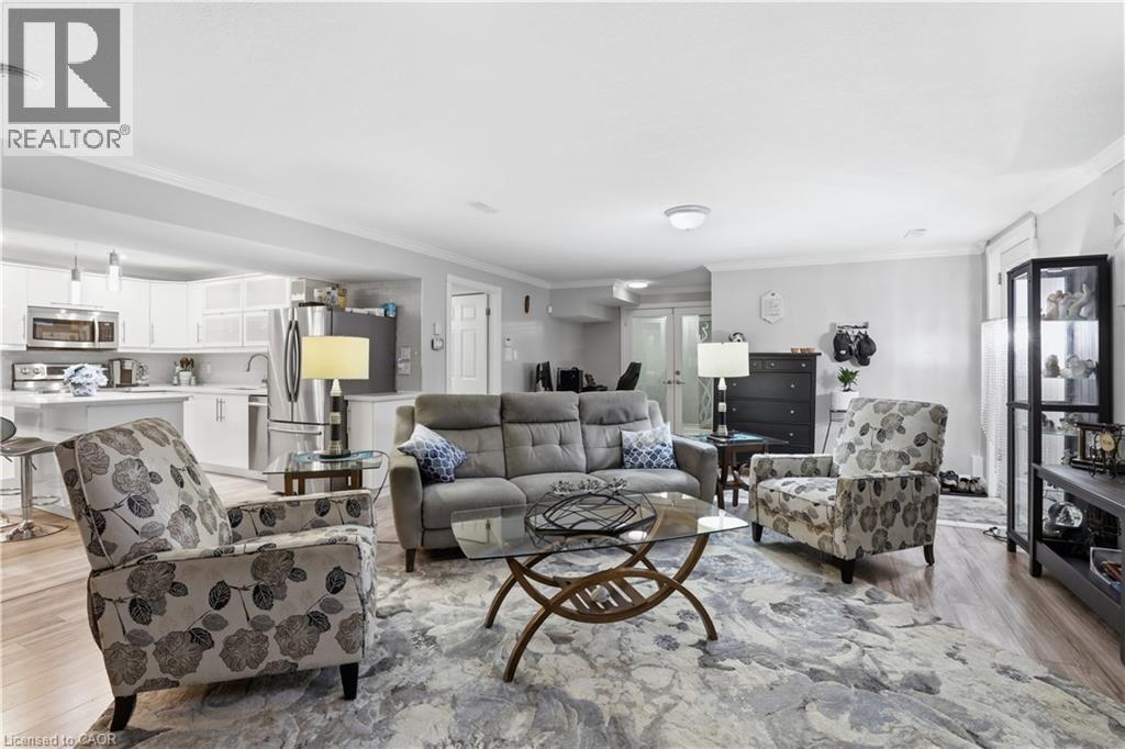 29 Chipman Avenue, Hamilton, Ontario  L9A 2S9 - Photo 7 - 40807202