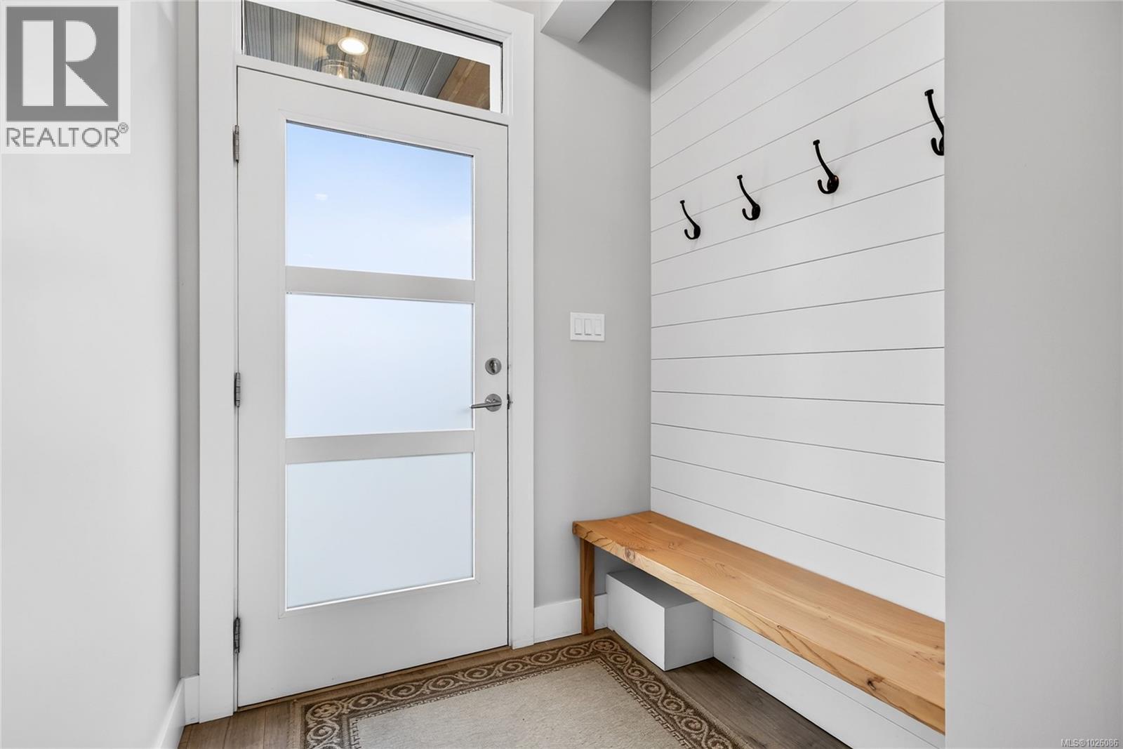 9 2607 Kendal Ave, Cumberland, British Columbia  V0R 1S0 - Photo 4 - 1026086