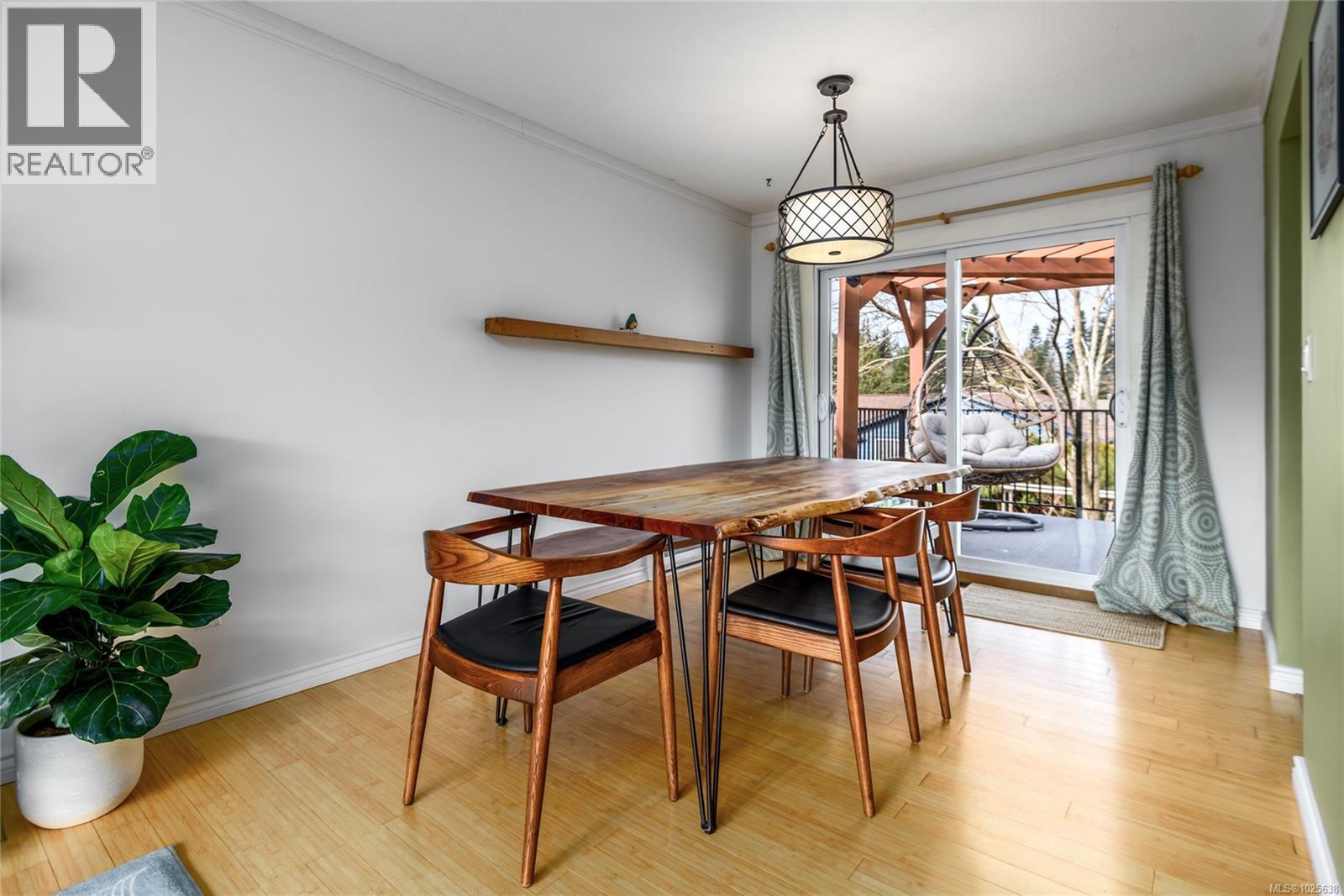 80 Utah Pl, Campbell River, British Columbia  V9W 6T1 - Photo 4 - 1025638