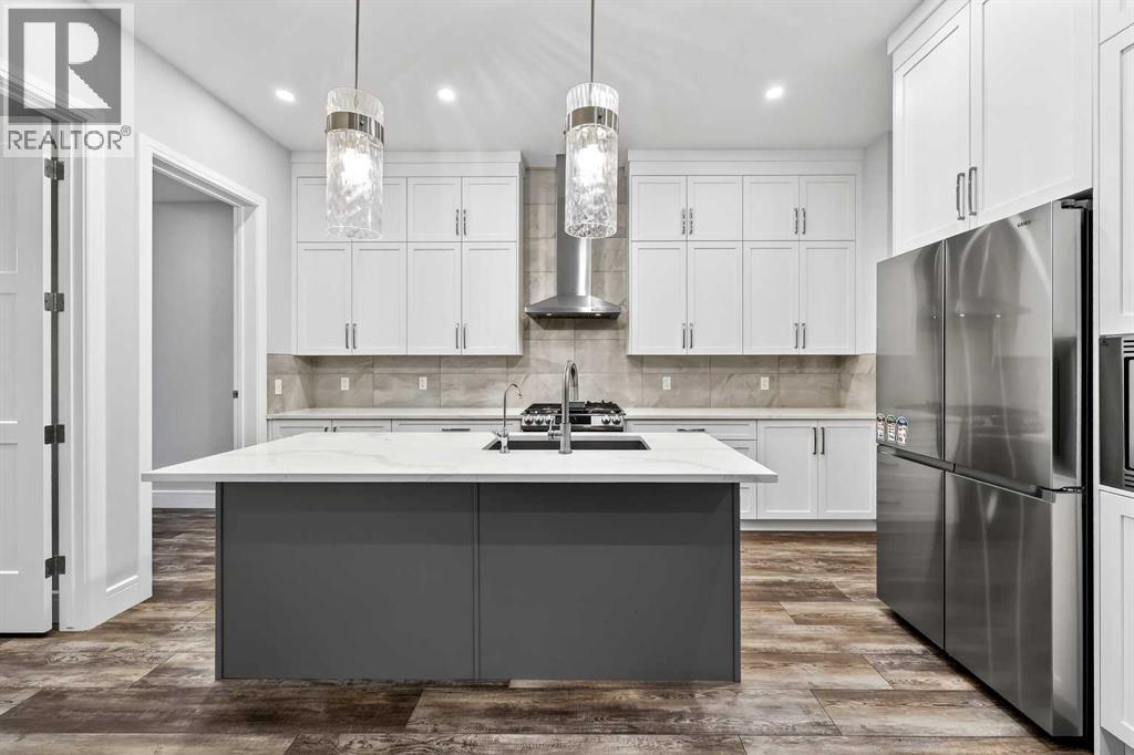 95 Rock Lake View Nw, Calgary, Alberta  T3G 0E9 - Photo 9 - A2287258