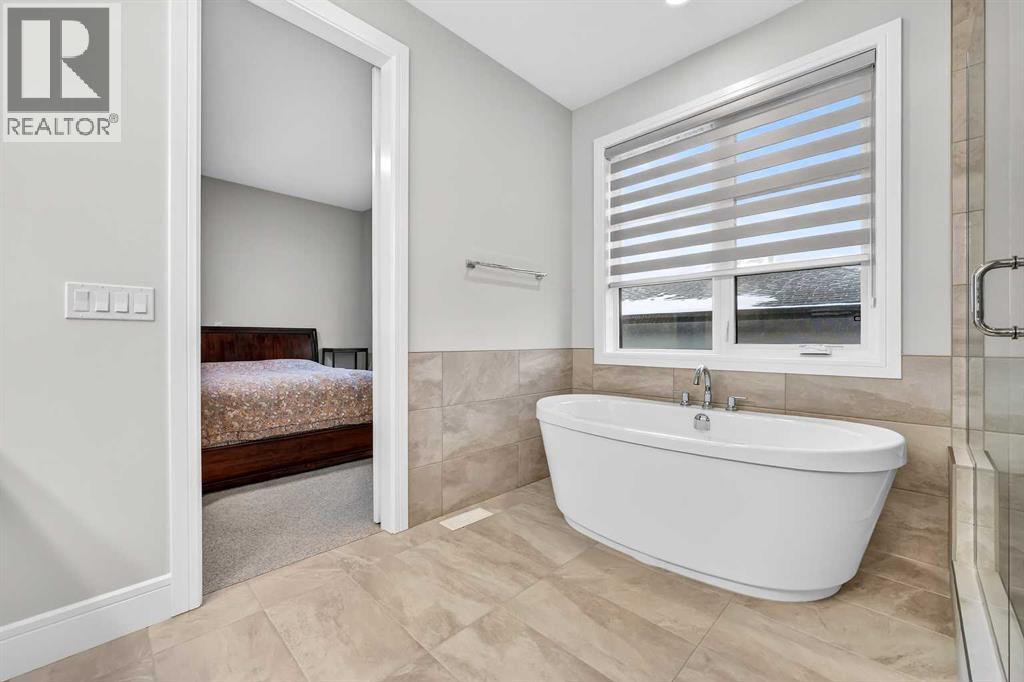 95 Rock Lake View Nw, Calgary, Alberta  T3G 0E9 - Photo 23 - A2287258