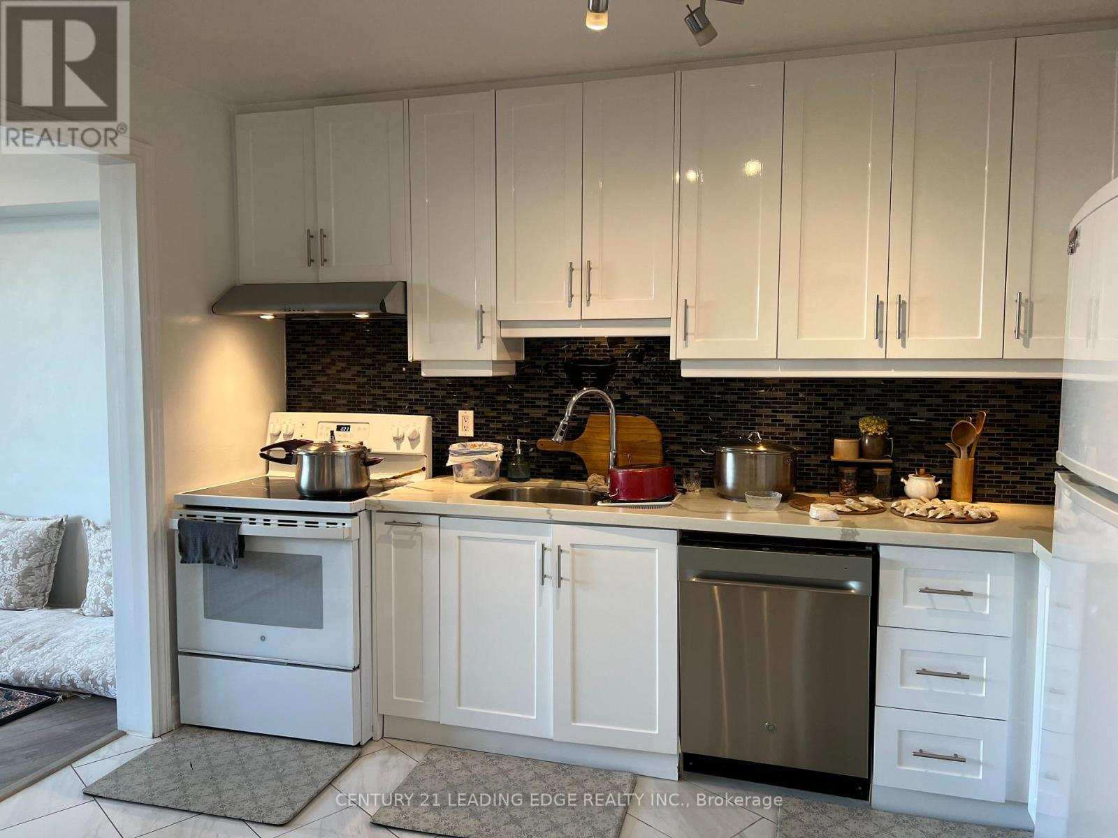 616 - 60 Pavane Link Way, Toronto, Ontario  M3C 1A1 - Photo 13 - C12807562